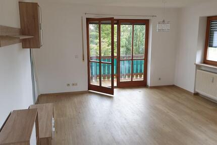 Wohnung Aldersbach - 3 Zimmer, 80 m&sup2;, 610&euro; | Angebot:23871614