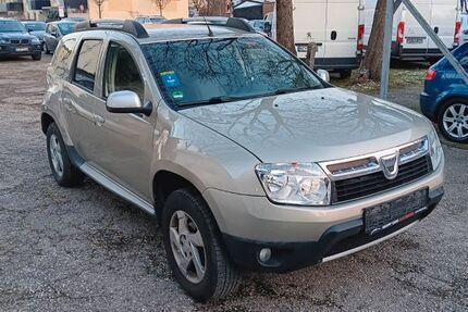 Dacia Duster 62.000 km 5.950 € München 81243
