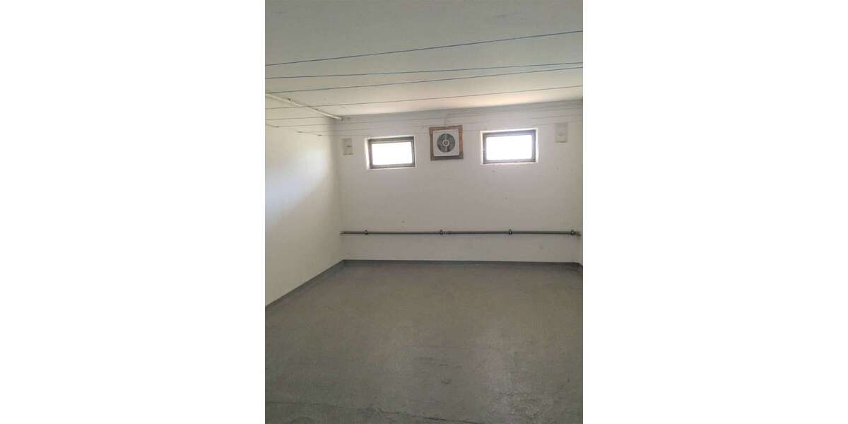 NEU - frisch renovierte 3 Zimmer mit Balkon und Einbauküche! Flexibel ab 6 Monate zu vermieten. - Appartement Annaburg | Angebot:17600958