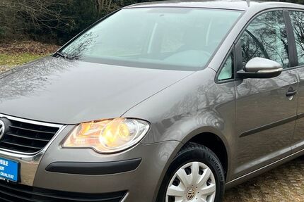 VW Touran 86.000 km 7.490 &euro; München 81243