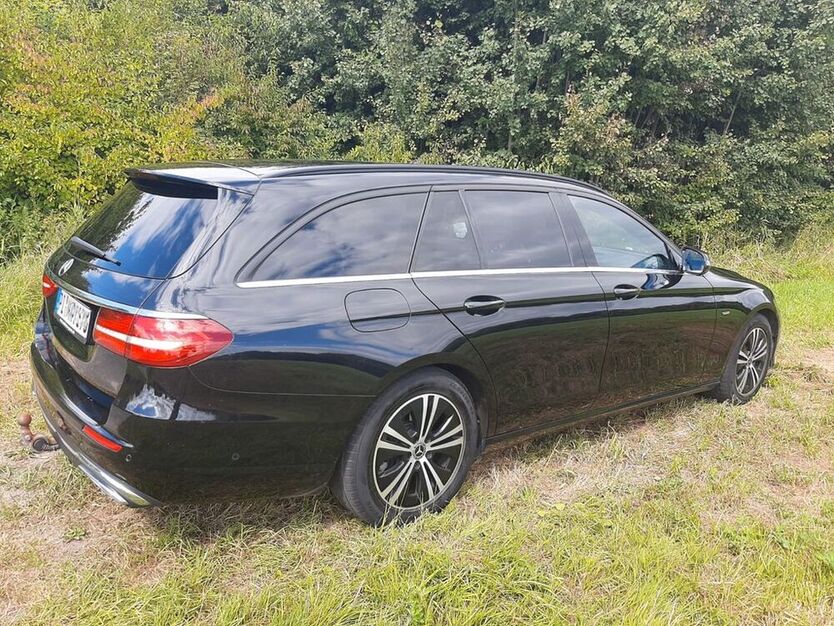 E 220