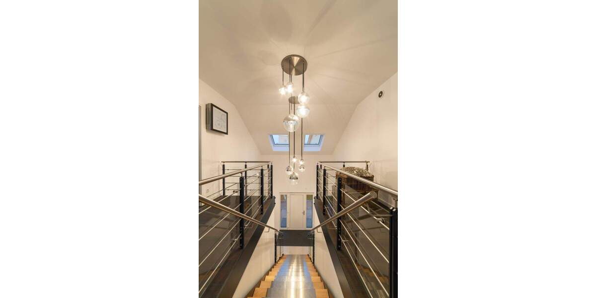 Mehrfamilienhaus, Wohnhaus Zwickau Oberplanitz - 6 Zimmer, 301 m&sup2;, 368.579&euro; | Angebot:25747730