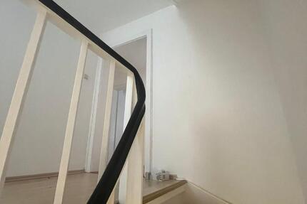 Haus Bad Abbach - 6 Zimmer, 141 m&sup2;, 1.800&euro; | Angebot:26373038