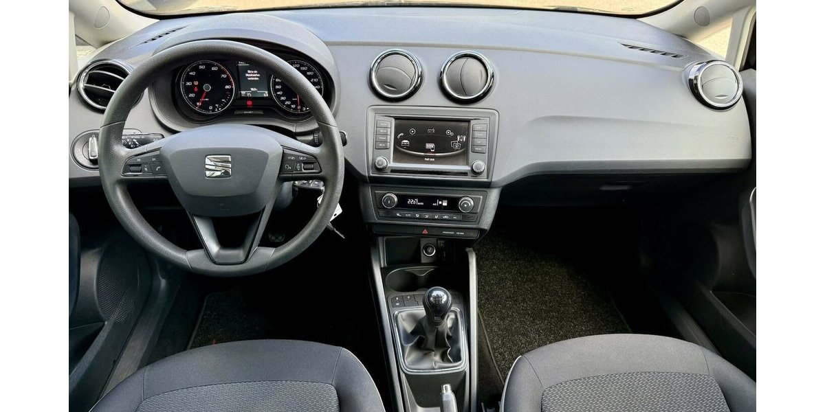 Seat Ibiza 1.0 TSI STYLE/SCHECKHEFT GEPFLEGT/TEMPOMAT 93.408 km 7.900 &euro; Villingen-Schwenningen 78054