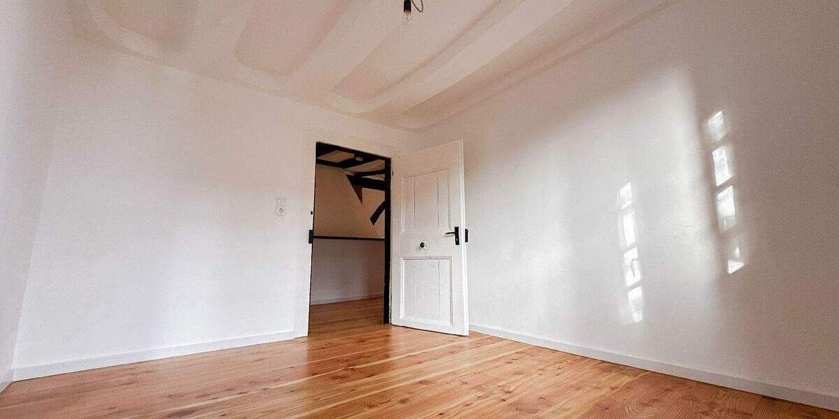 Einfamilienhaus Euskirchen Flamersheim - 7 Zimmer, 190 m&sup2;, 2.280&euro; | Angebot:25567144