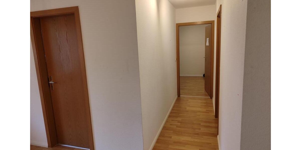 Etagenwohnung Göppingen Faurndau - 2.5 Zimmer, 66 m&sup2;, 1.200&euro; | Angebot:26522912