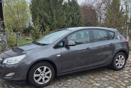 Opel Astra 102.670 km 4.320 &euro; Doberlug-Kirchhain 03253