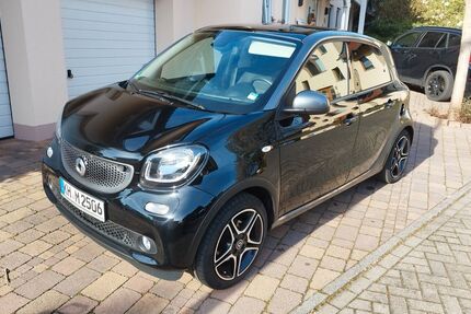 Smart ForFour 29.863 km 13.590 &euro; Roxheim 55595