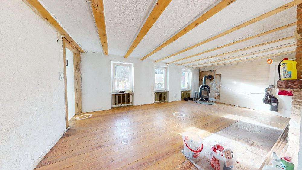 Einfamilienhaus Waldfischbach - 7 Zimmer, 130 m&sup2;, 119.000&euro; | Angebot:25999591