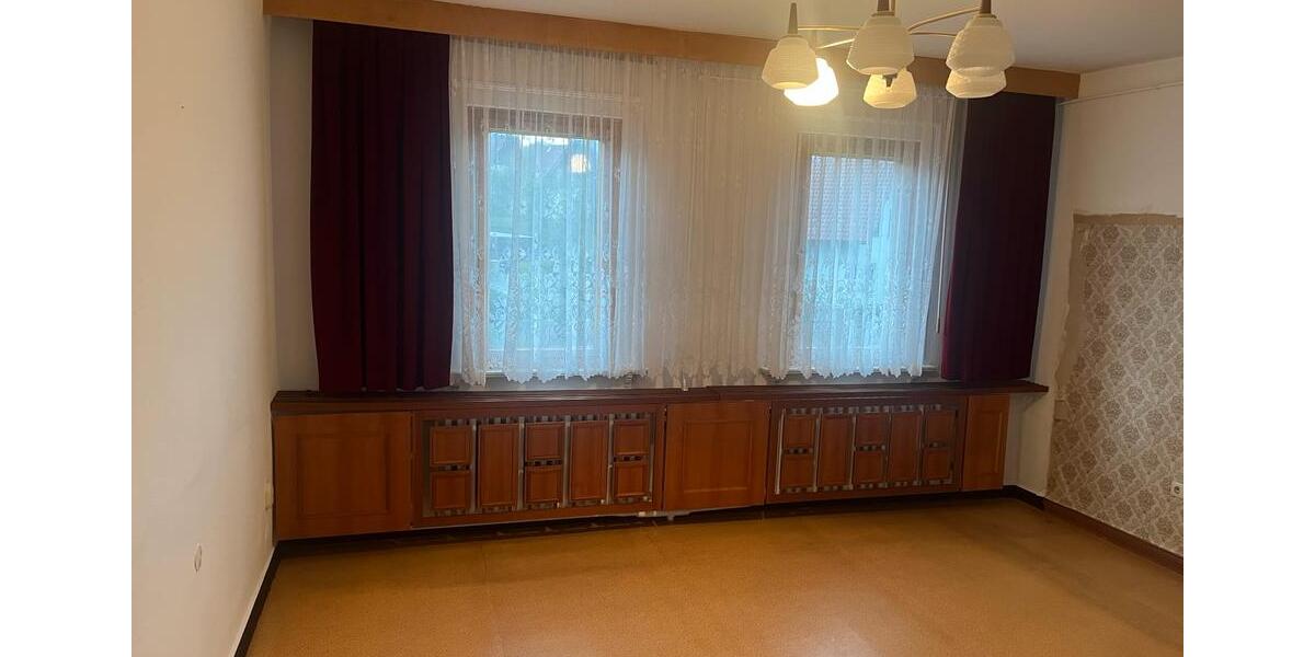 Einfamilienhaus Schleusingen - 10 Zimmer, 169 m&sup2;, 190.000&euro; | Angebot:26981137