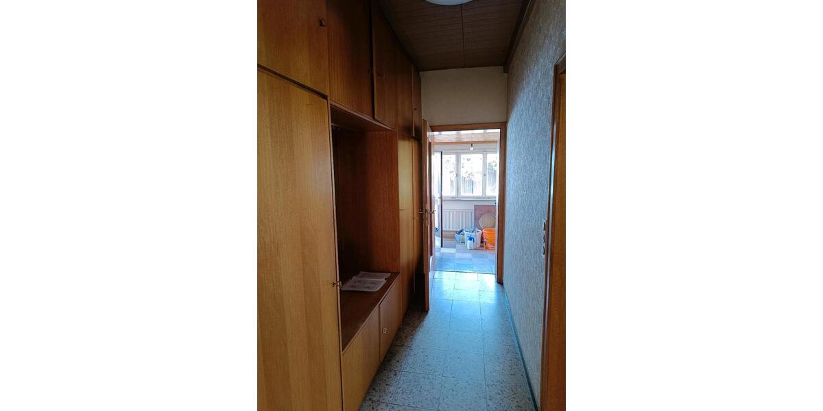 Etagenwohnung Sandhausen - 5 Zimmer, 70 m&sup2;, 650&euro; | Angebot:26495378