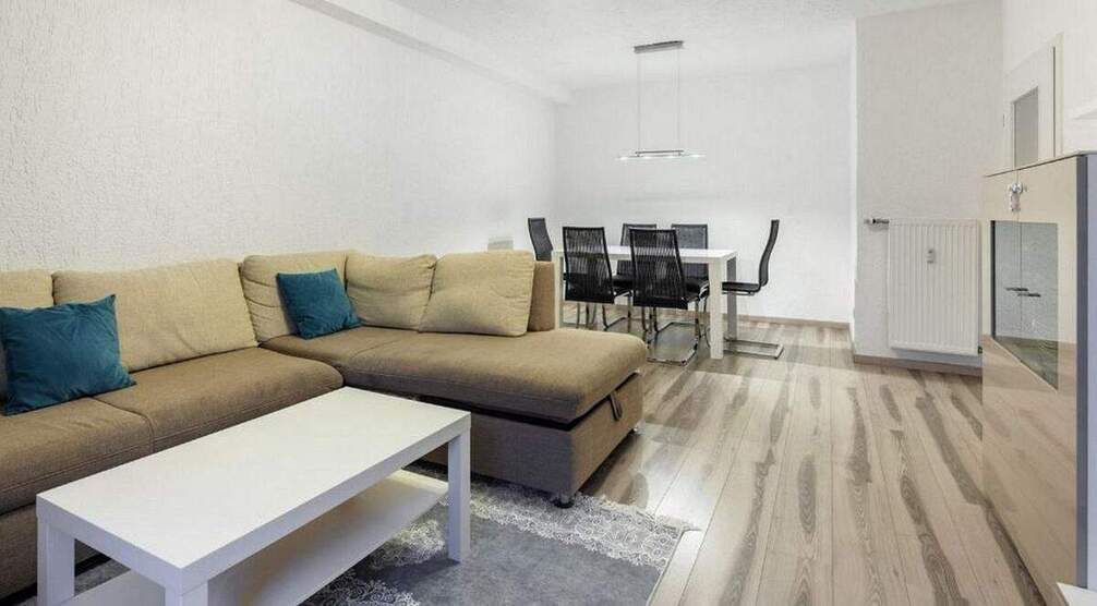 Familienfreundliche 6-Zimmer-Wohnung mit Balkon in Wiesbaden Medenbach 6 zimmer