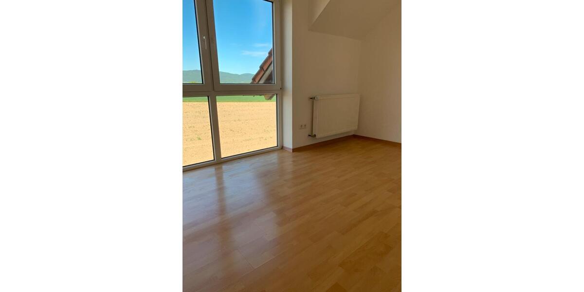 Dachgeschoßwohnung Eschlkam - 5 Zimmer, 90 m&sup2;, 650&euro; | Angebot:24286558
