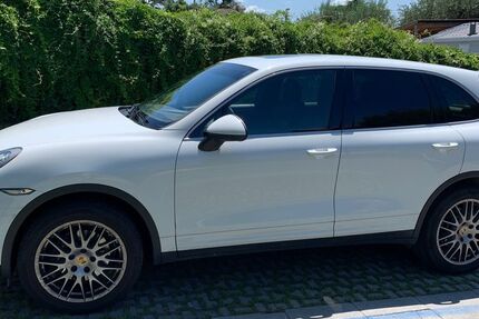 Porsche Cayenne 229.000 km 22.900 &euro; Grünwald 82031