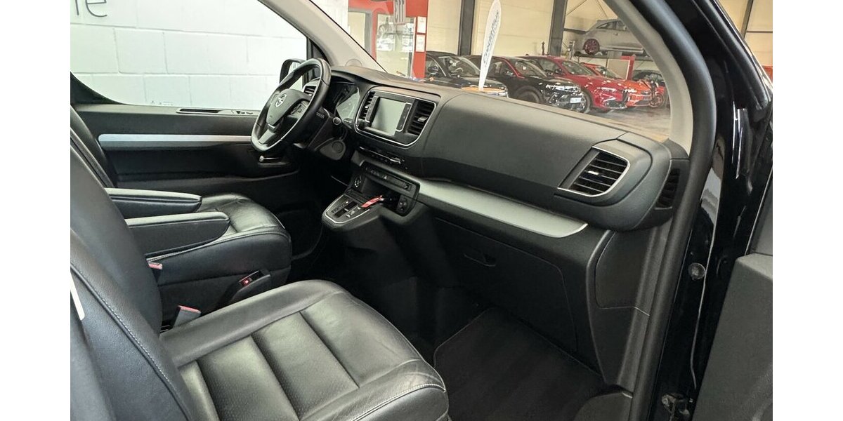 Opel Zafira Life -e Elegance L 50 kWh Leder Xenon CAM 34.950 km 25.220 &euro; Lich 35423