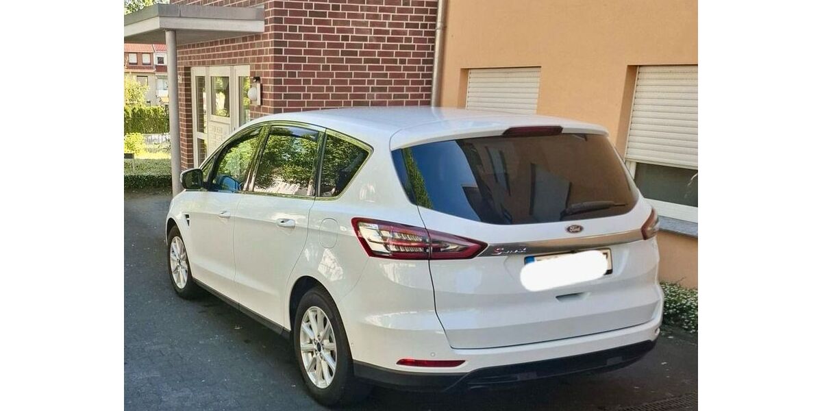 Ford S-Max 123.500 km 14.700 &euro; Bielefeld 33604