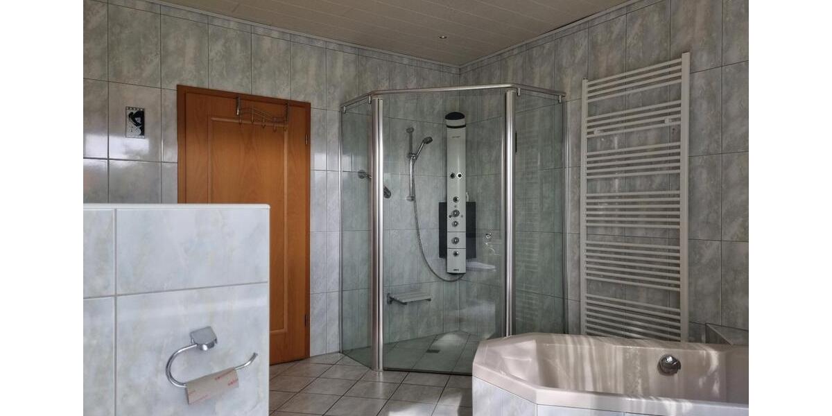 Einfamilienhaus Saterland - 14 Zimmer, 418 m&sup2;, 779.000&euro; | Angebot:26807107