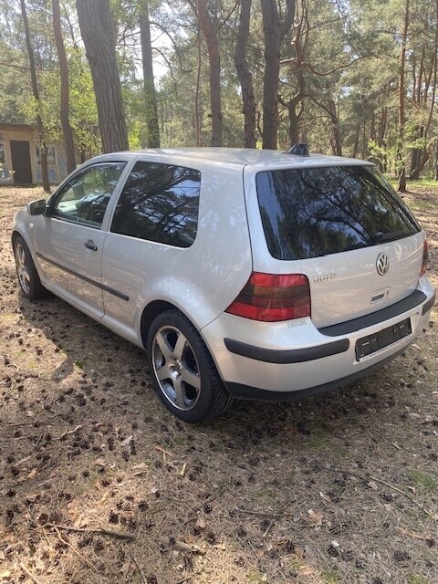 VW Golf IV 130.000 km 2.400 € Diensdorf-Radlow 15864