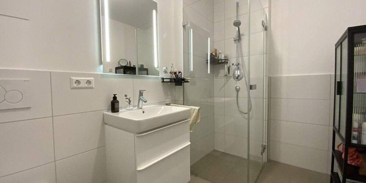 Etagenwohnung Stuttgart Stuttgart-West West - 2 Zimmer, 54 m&sup2;, 1.310&euro; | Angebot:25608423