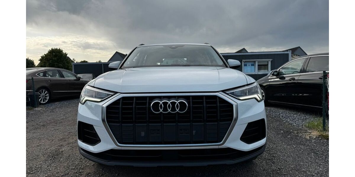 Audi Q3 157.642 km 20.699 &euro; Blankenfelde-Mahlow 15831