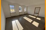 Wohnen mit Wohlfühlfaktor! Charmante 3-Raum-DG-Wohnung in Gera-Pforten mit Küchenzeile - Dachgeschoßwohnung Gera Ostviertel | Angebot:26335228
