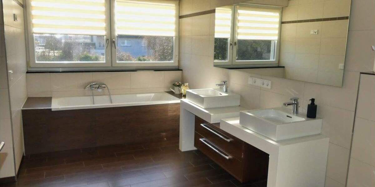 Einfamilienhaus Bergkamen Overberge - 7 Zimmer, 192 m&sup2;, 700.000&euro; | Angebot:25050923