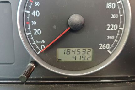 Seat Alhambra 185.000 km 3.500 &euro; Kaltenkirchen 24568