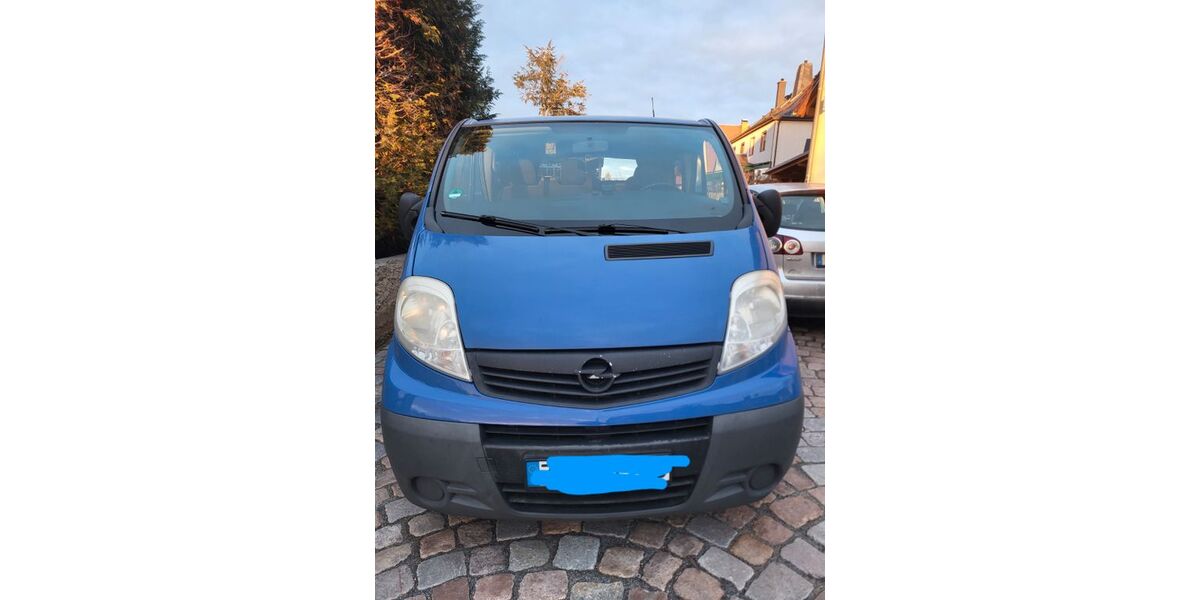 Opel Vivaro 185.000 km 7.000 &euro; Glauchau 08371