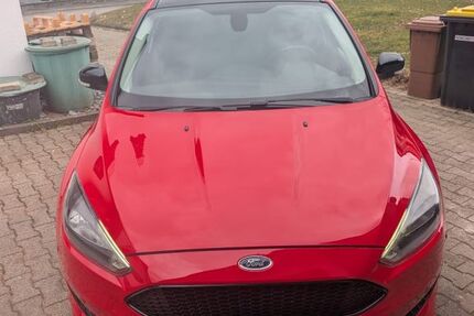 Ford Focus 97.700 km 9.500 &euro; Hilzingen 78247