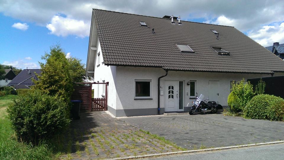 Doppelhaushälfte Ense - 4 Zimmer, 129 m&sup2;, 350.000&euro; | Angebot:24597213