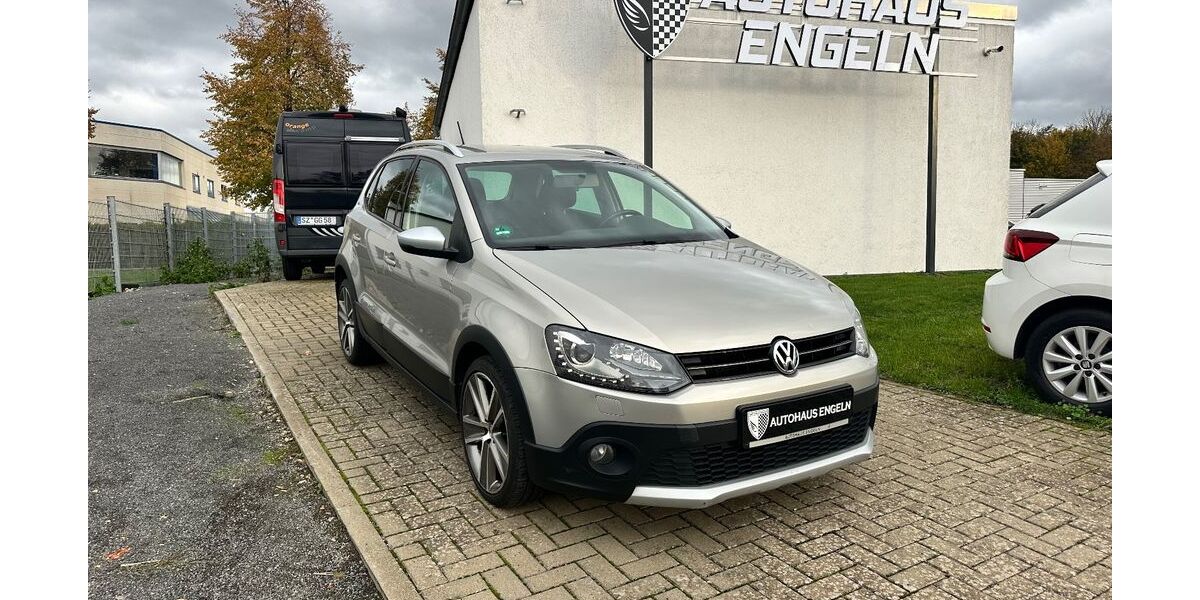 VW Polo 118.045 km 8.990 &euro; Salzgitter 38229
