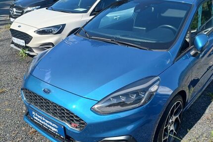 Ford Fiesta 32.500 km 17.890 € Wiesau 95676