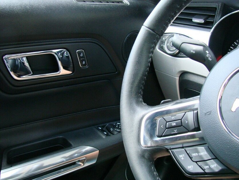 Mustang 5.0 GT Coupé Navi Kamera SHAKER