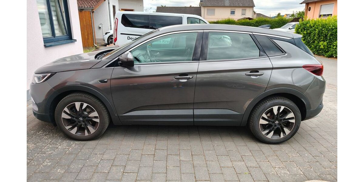Opel Grandland (X) 107.500 km 14.000 &euro; Wittlich 54516