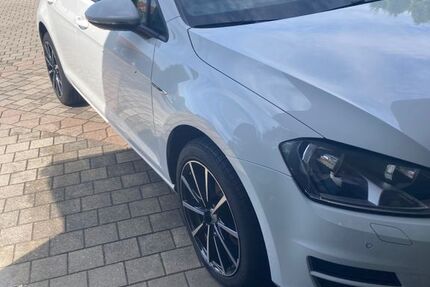 VW Golf 168.000 km 7.999 &euro; Büchlberg 94124