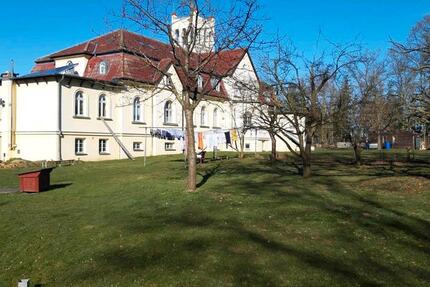 2 RaumWohnung im Grünen