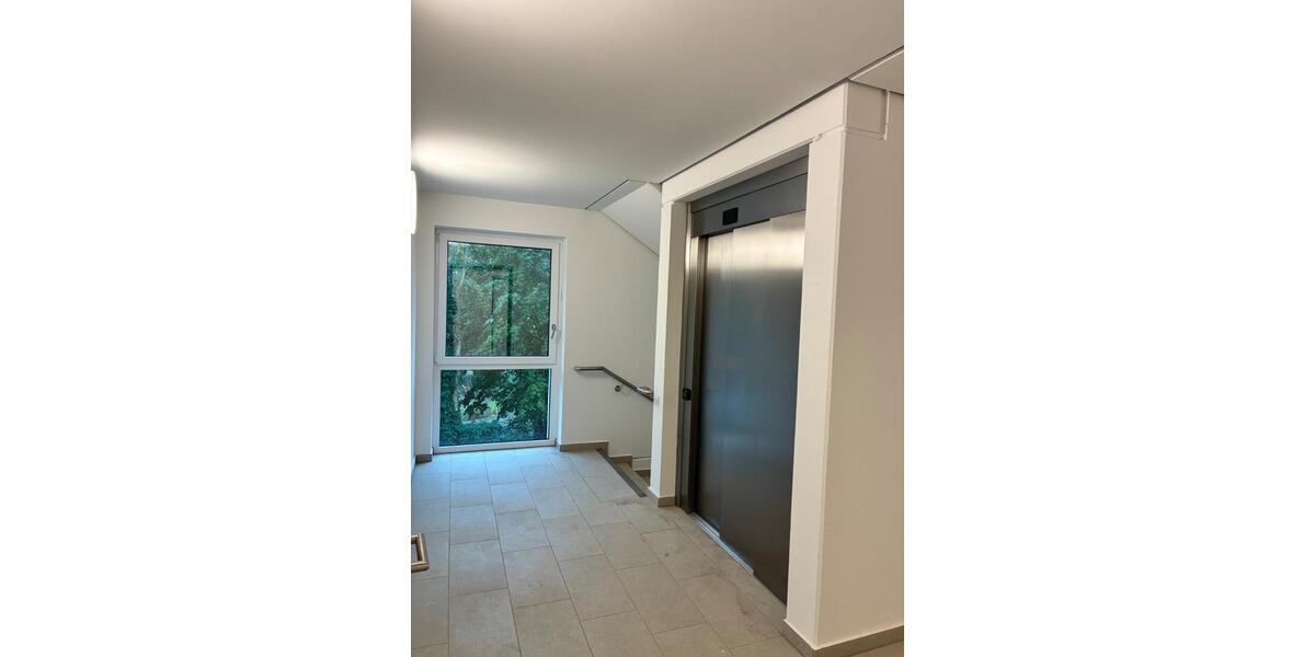 Dachgeschoßwohnung Berlin Treptow-Köpenick - 4.5 Zimmer, 106 m&sup2;, 2.295&euro; | Angebot:25499806