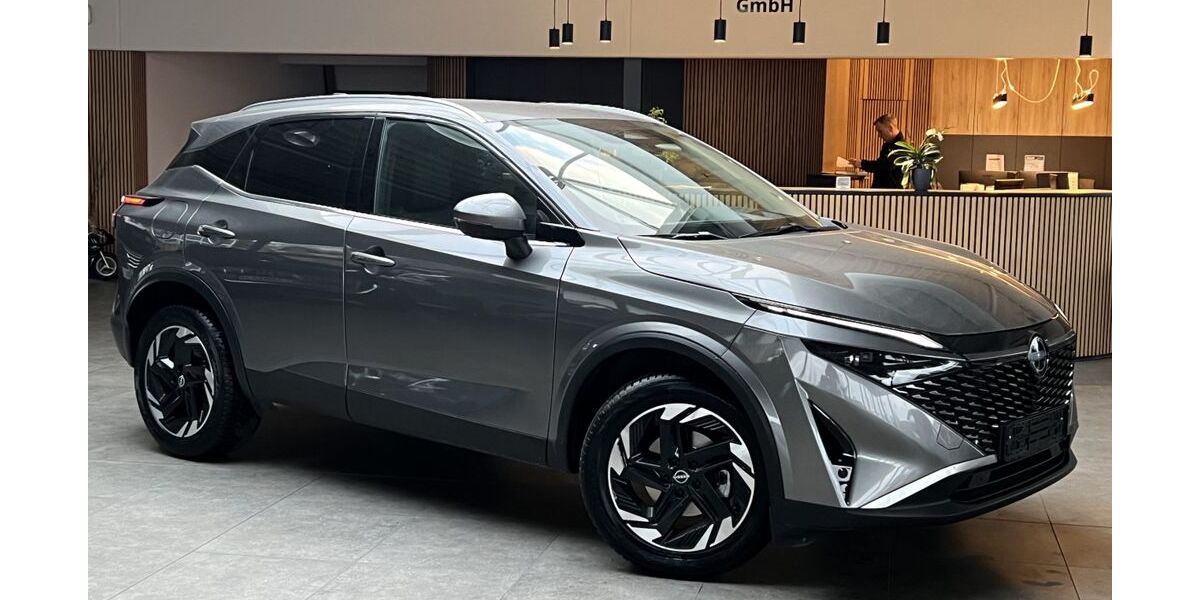 Nissan Qashqai 5.448 km 26.740 &euro; Cadolzburg bei Nürnberg 90556