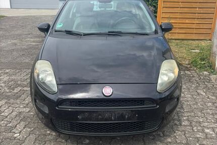 Fiat Punto 80.000 km 1.690 &euro; Esslingen 73728