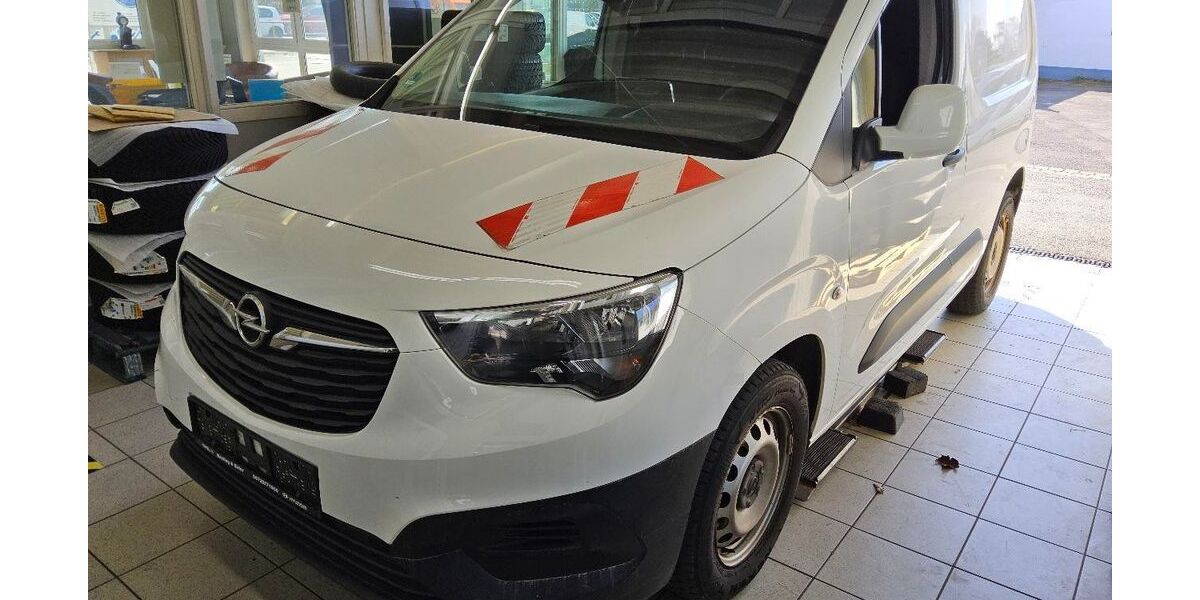 Opel Combo 90.777 km 6.666 &euro; Röthenbach a. d. Pegnitz 90552