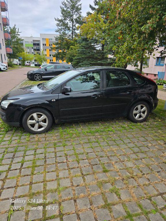 Ford Focus 194.000 km 990 € Döbeln 04720