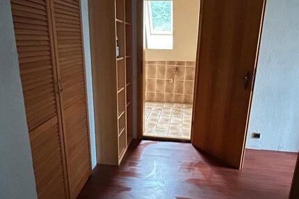 1 Zi. DG Wohnung in Hemer ab sofort 1 zimmer