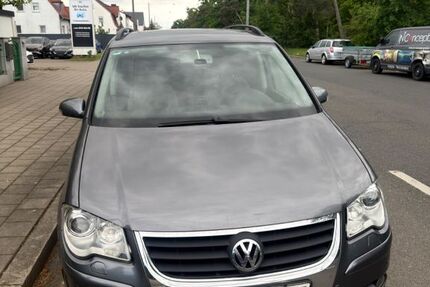 VW Touran 219.000 km 4.000 &euro; Fürth 90765