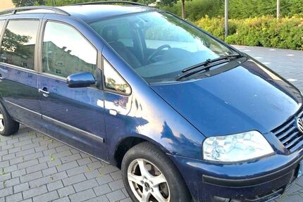 VW Sharan 291.000 km 2.950 &euro; Frankenberg 09669