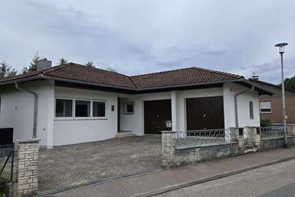 Haus zum Mieten in Wüstenrot 1.375 € 131 m² 3.5 zimmer
