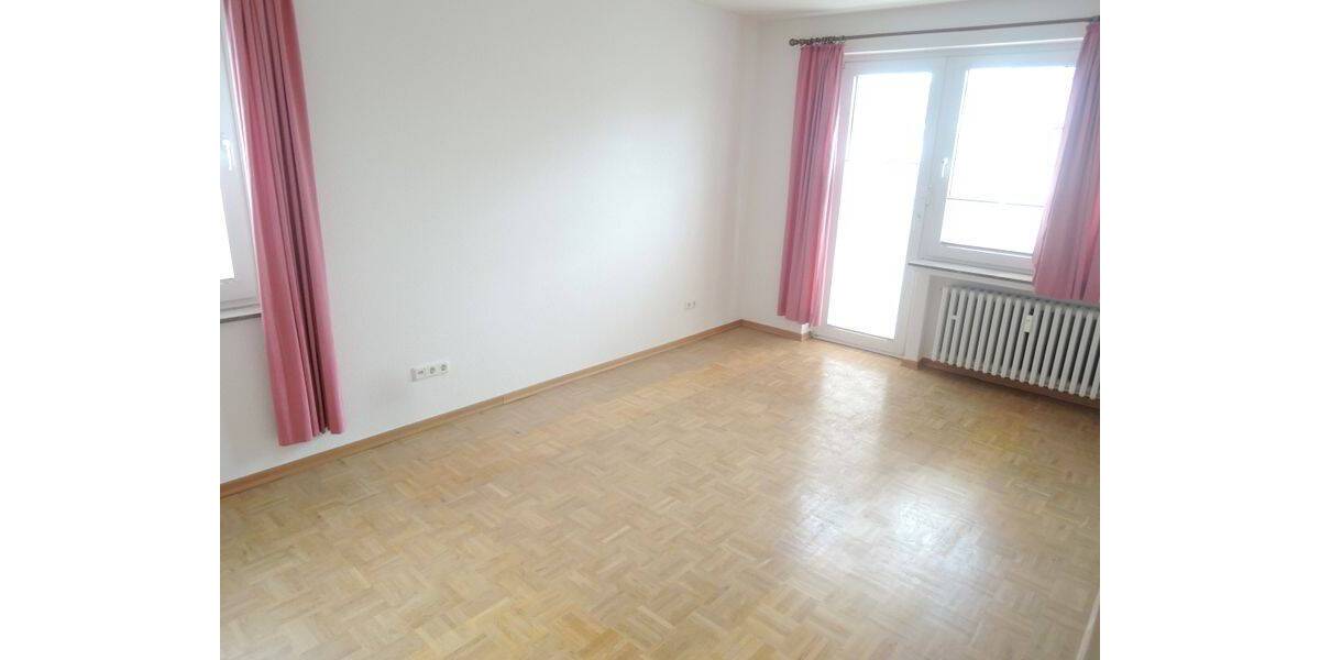 Etagenwohnung Northeim - 4 Zimmer, 98 m&sup2;, 600&euro; | Angebot:26346953