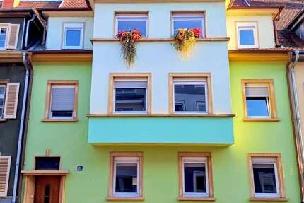 Wohnung Kaiserslautern Betzenberg - 5 Zimmer, 131 m&sup2;, 1.250&euro; | Angebot:25488357