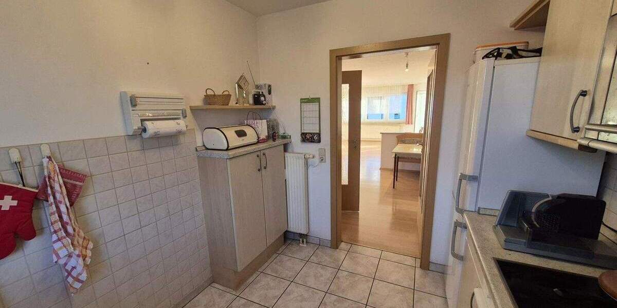 Etagenwohnung Hildburghausen Häselrieth - 3 Zimmer, 87 m&sup2;, 163.000&euro; | Angebot:25821369