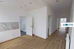 Bezaubernde und frisch modernisierte 3-Zimmer-AltbauWohnung mit Tageslichtbad