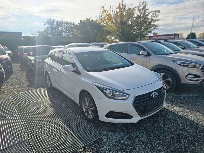 Hyundai i40 90.000 km 8.499 € Groß-Gerau 64521